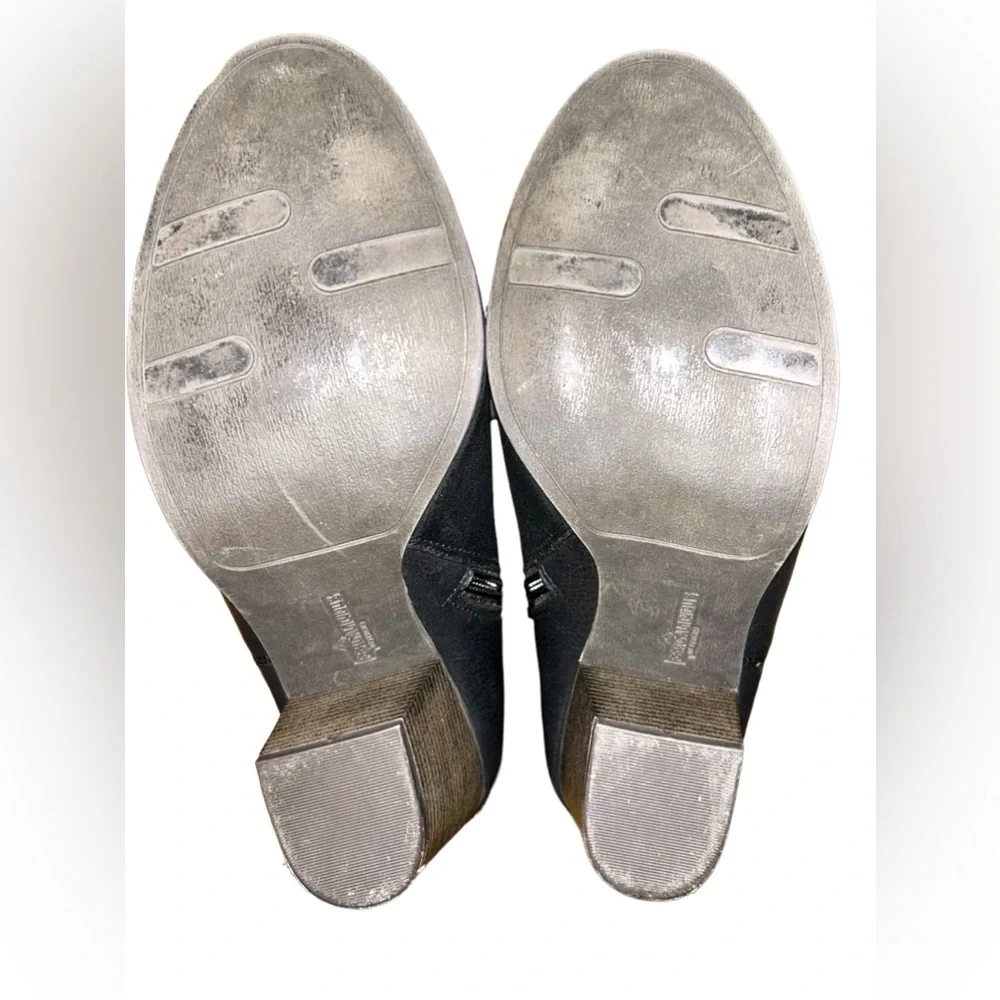 Fergalicious • Punch Ankle Booties, Black, Block Heel, Zippered, Size 9.5 - Picture 7 of 8